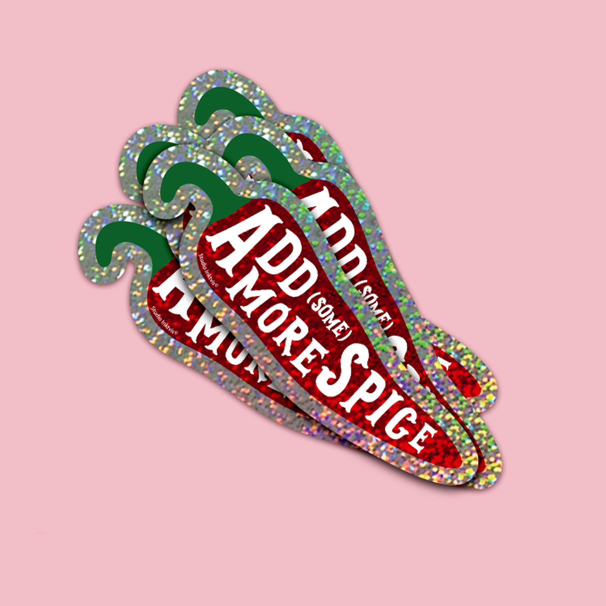 Rode glitter chilipeper sticker met "Add (some) more spice" tekst en groene steel, 12,2 x 3,3 cm.