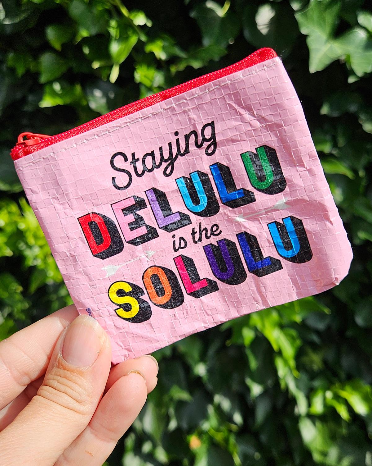 Mini portemonnee Coin purse Staying DELULU van gerecycled plastic-Portemonnee-Txt-Studio Inktvis