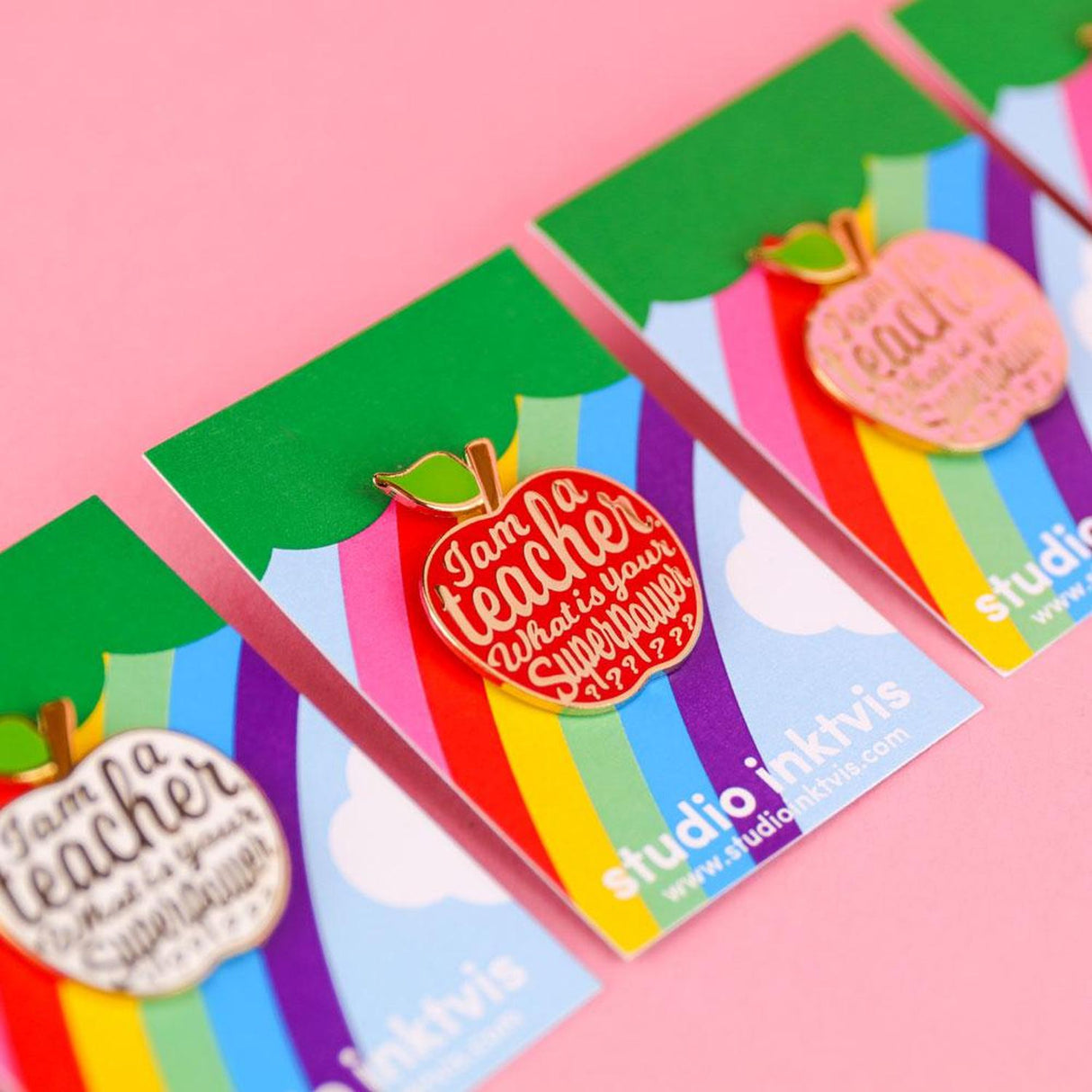 Pin I am a Teacher roze-Studio Inktvis-Studio Inktvis