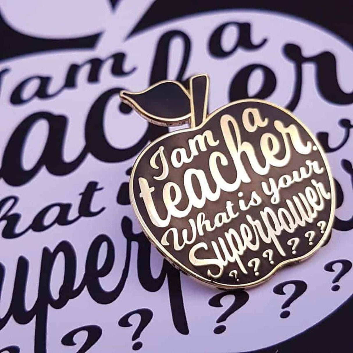 Pin I am a Teacher zwart-Studio Inktvis-Studio Inktvis