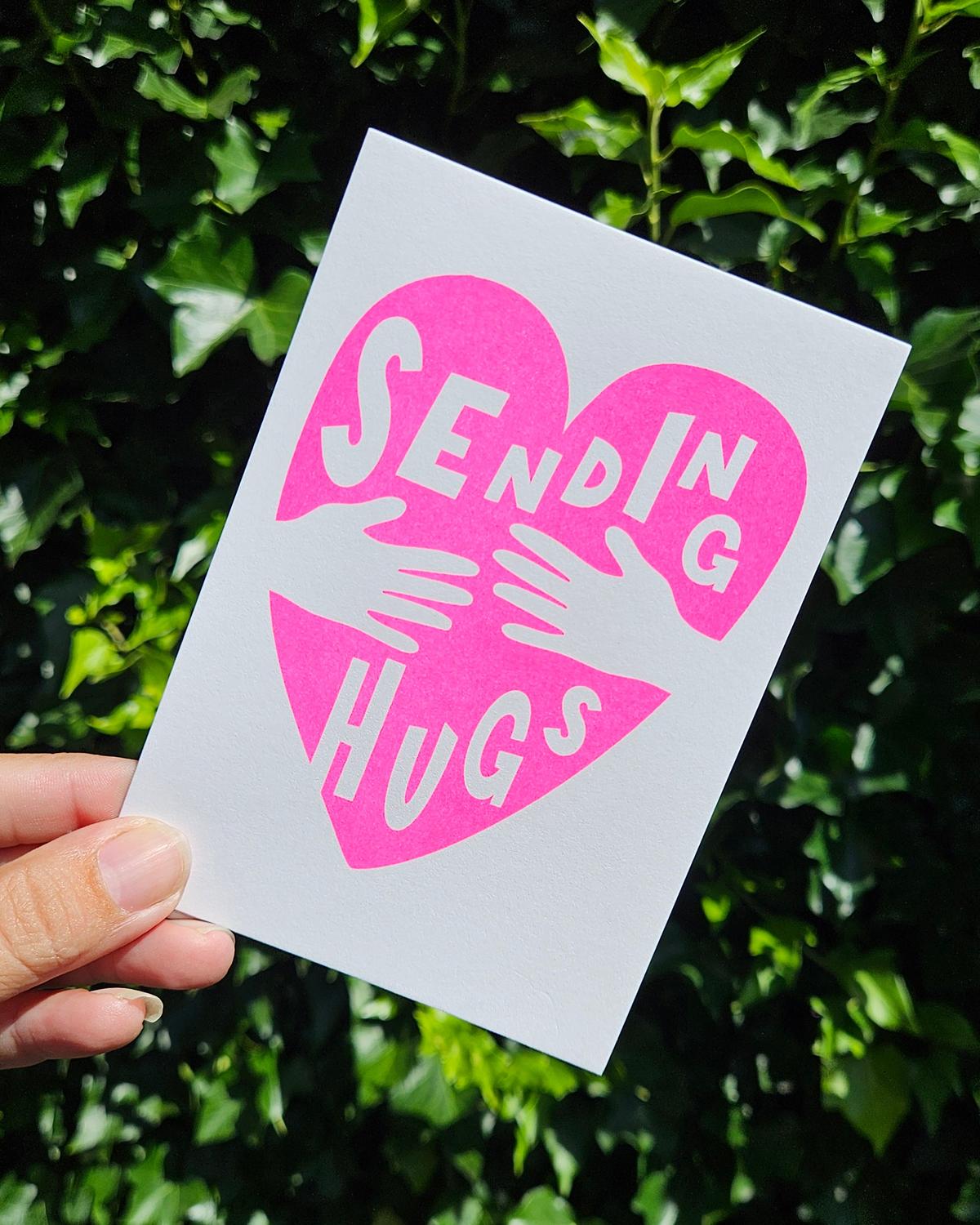 Riso print Sending Hugs-Ansichtkaarten-Fun-Studio Inktvis