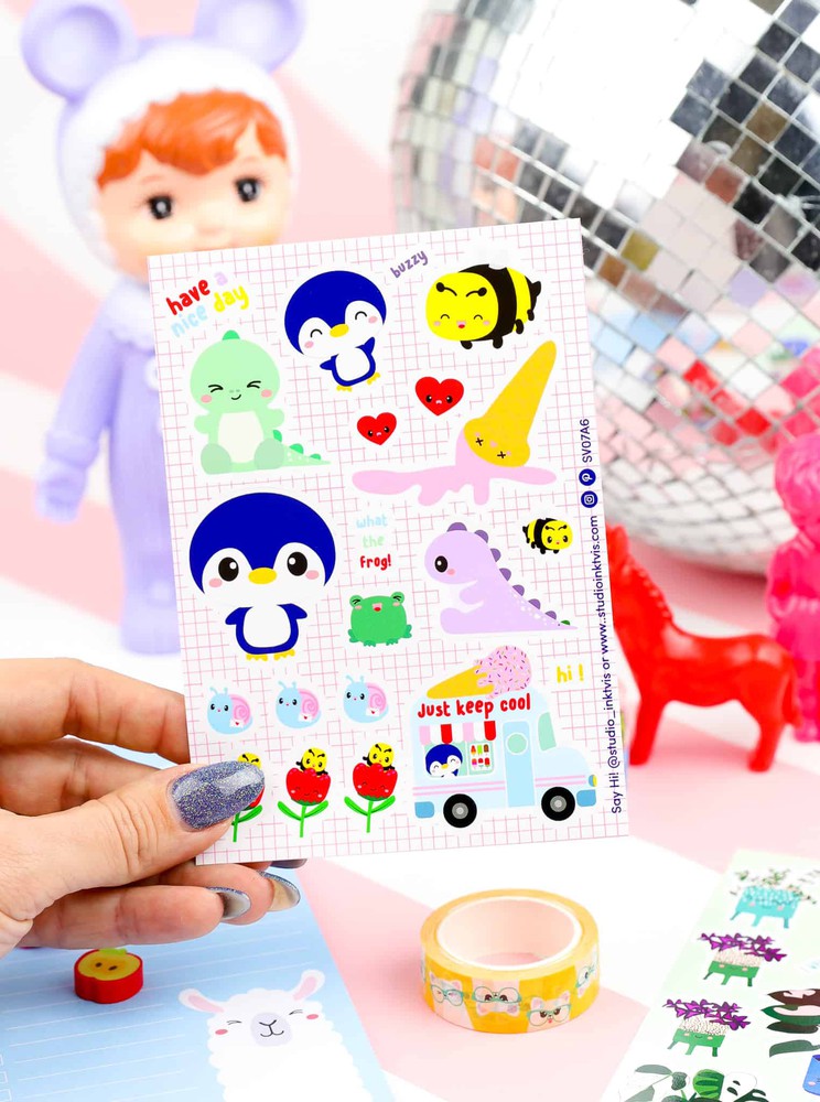 Stickervel Pinguïn en IJscowagen-Stickers-Hip-Studio Inktvis