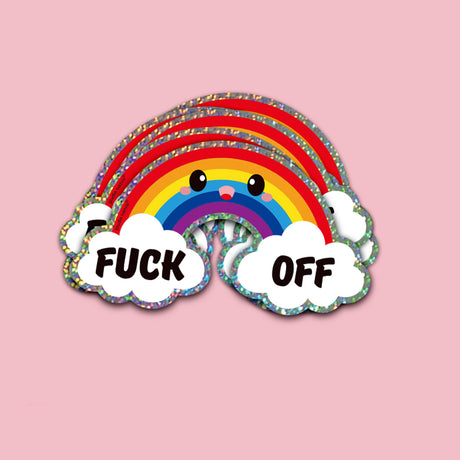 Holografische glitter regenboog sticker met kawaii gezicht en "Fuck Off" tekst op wolken.